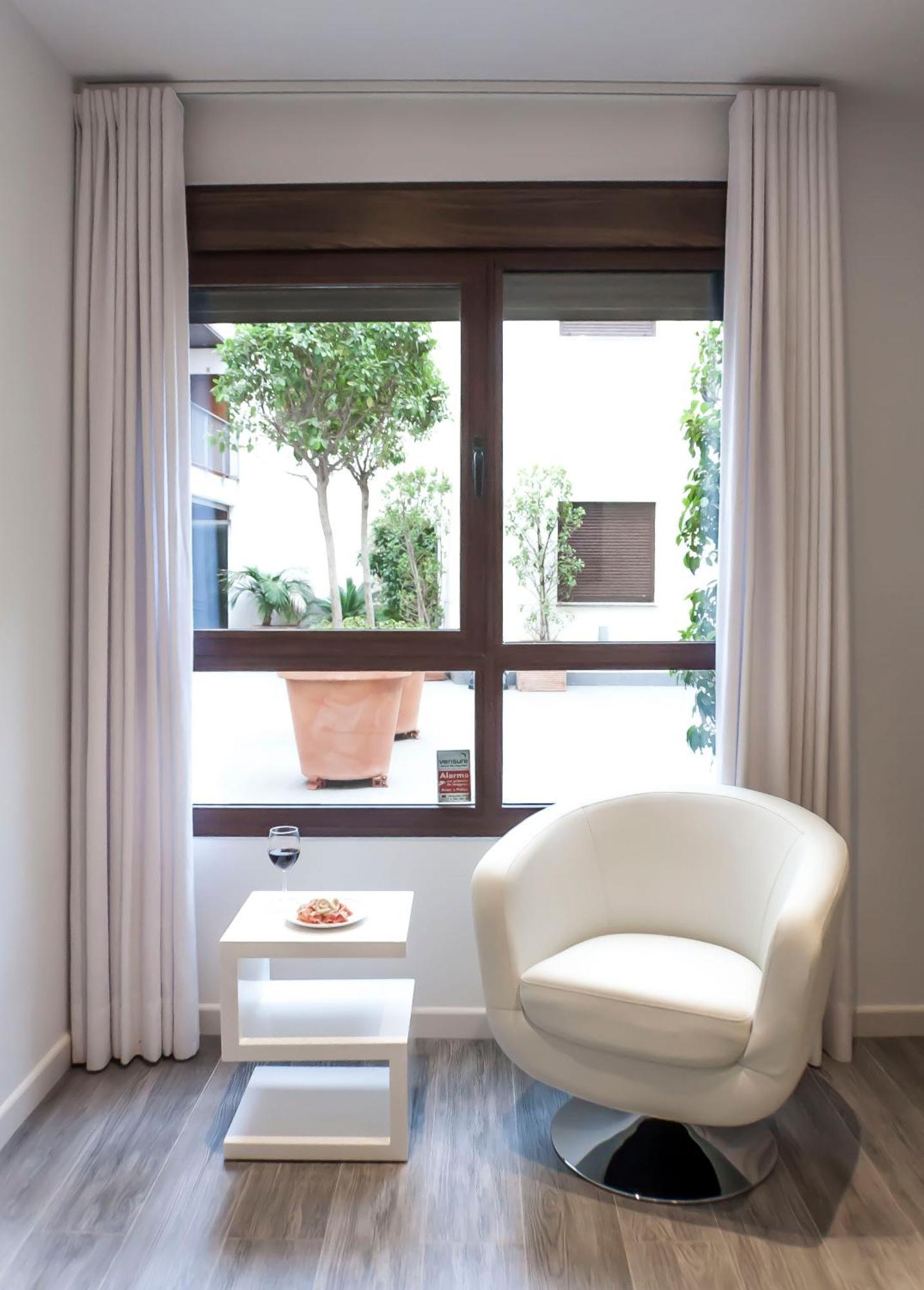 Goles Deluxe Suite By Valcambre เซบีญา ภายนอก รูปภาพ