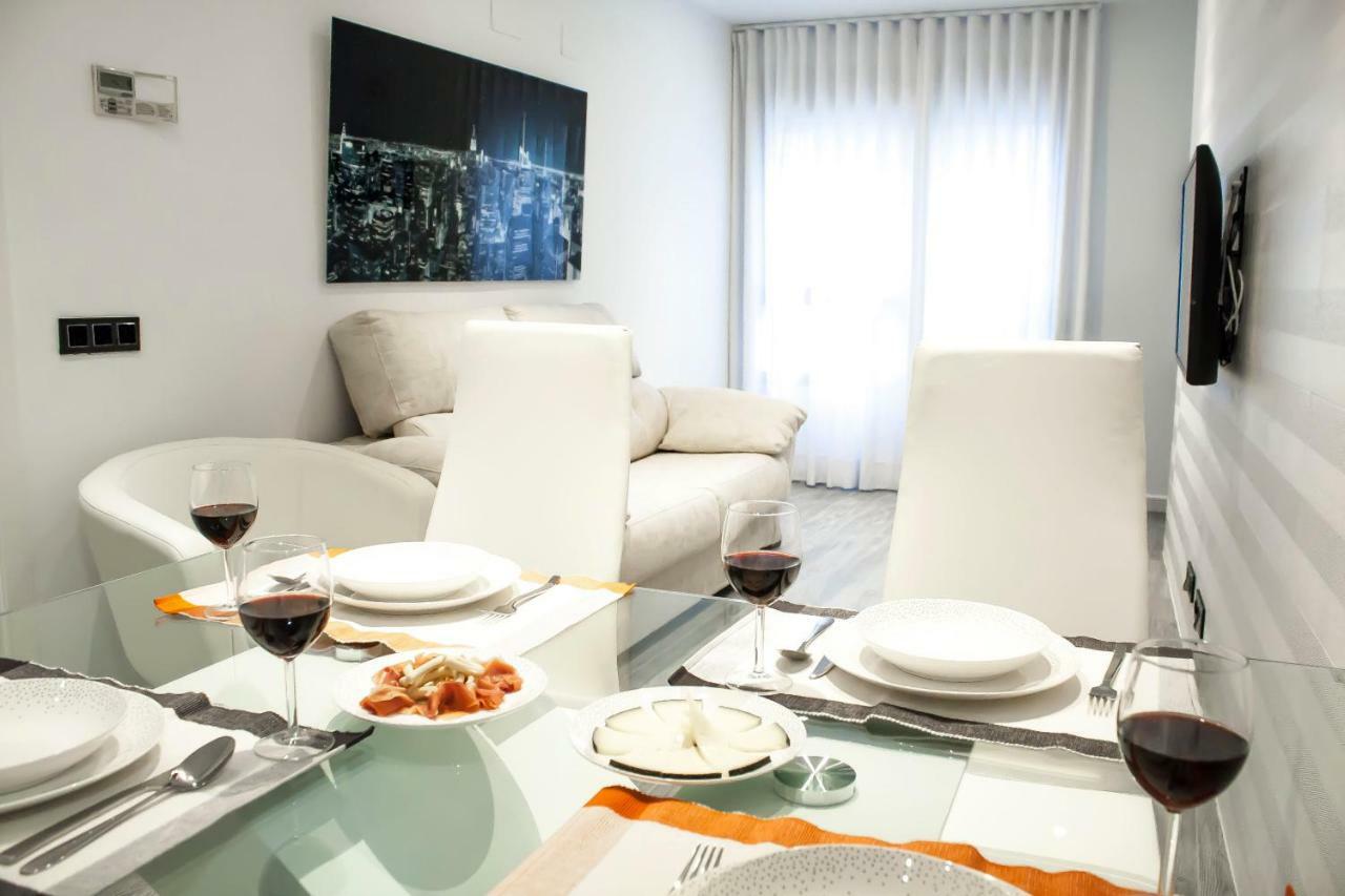 Goles Deluxe Suite By Valcambre เซบีญา ภายนอก รูปภาพ